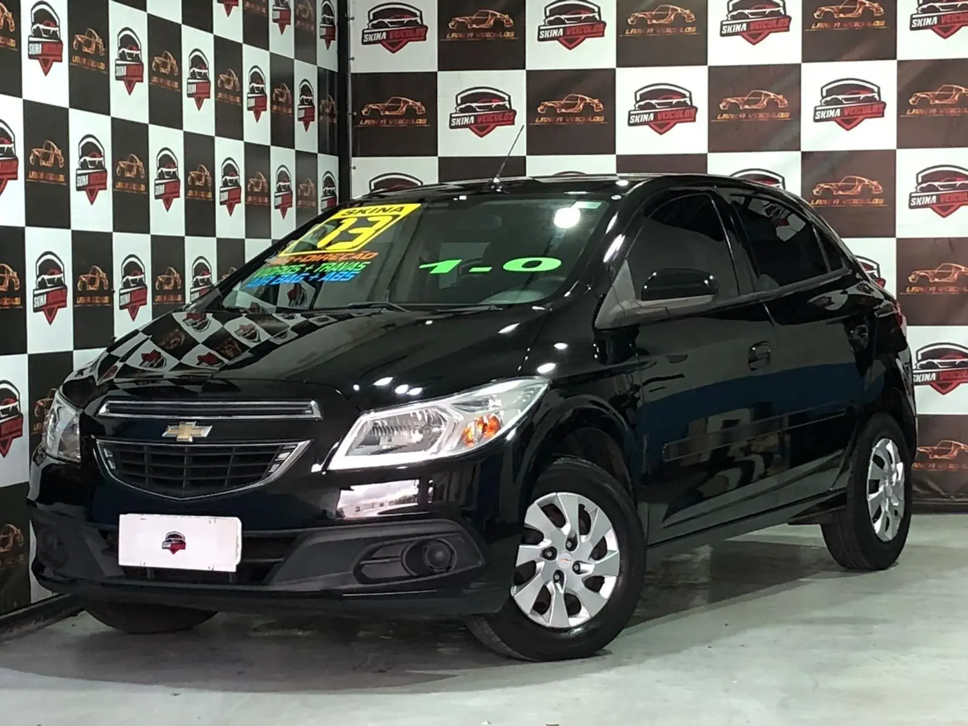 Chevrolet Onix 1.0 Mpfi Lt 8v Flex 4p Manual Wmimagem13183991624