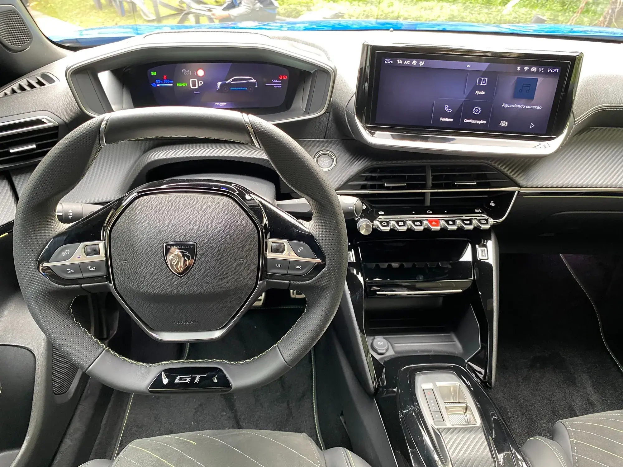 Peugeot e-2008