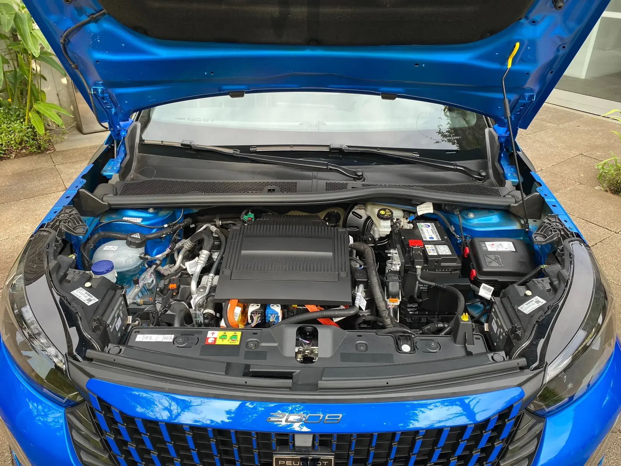 Peugeot e-2008