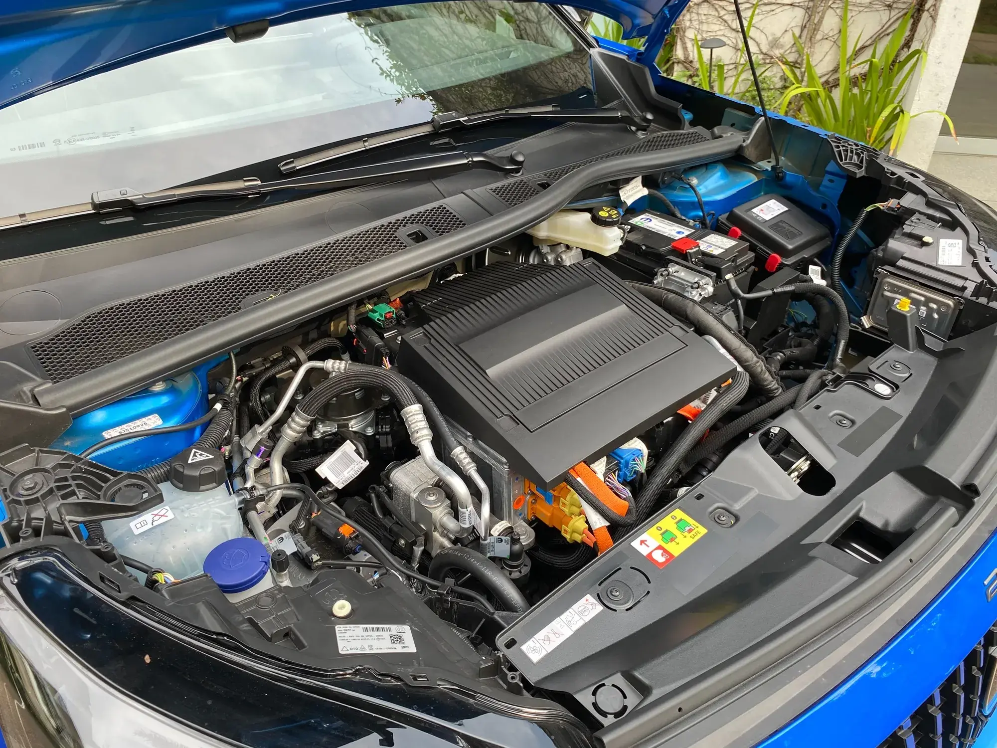 Peugeot e-2008