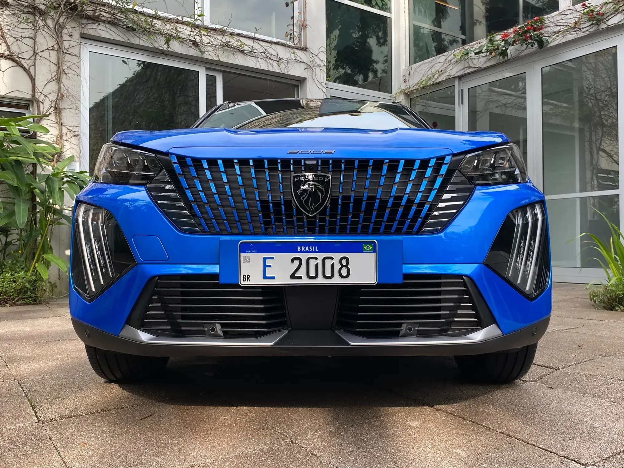 Peugeot e-2008