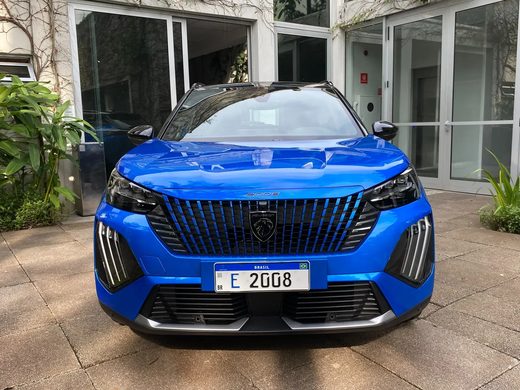 Peugeot e-2008