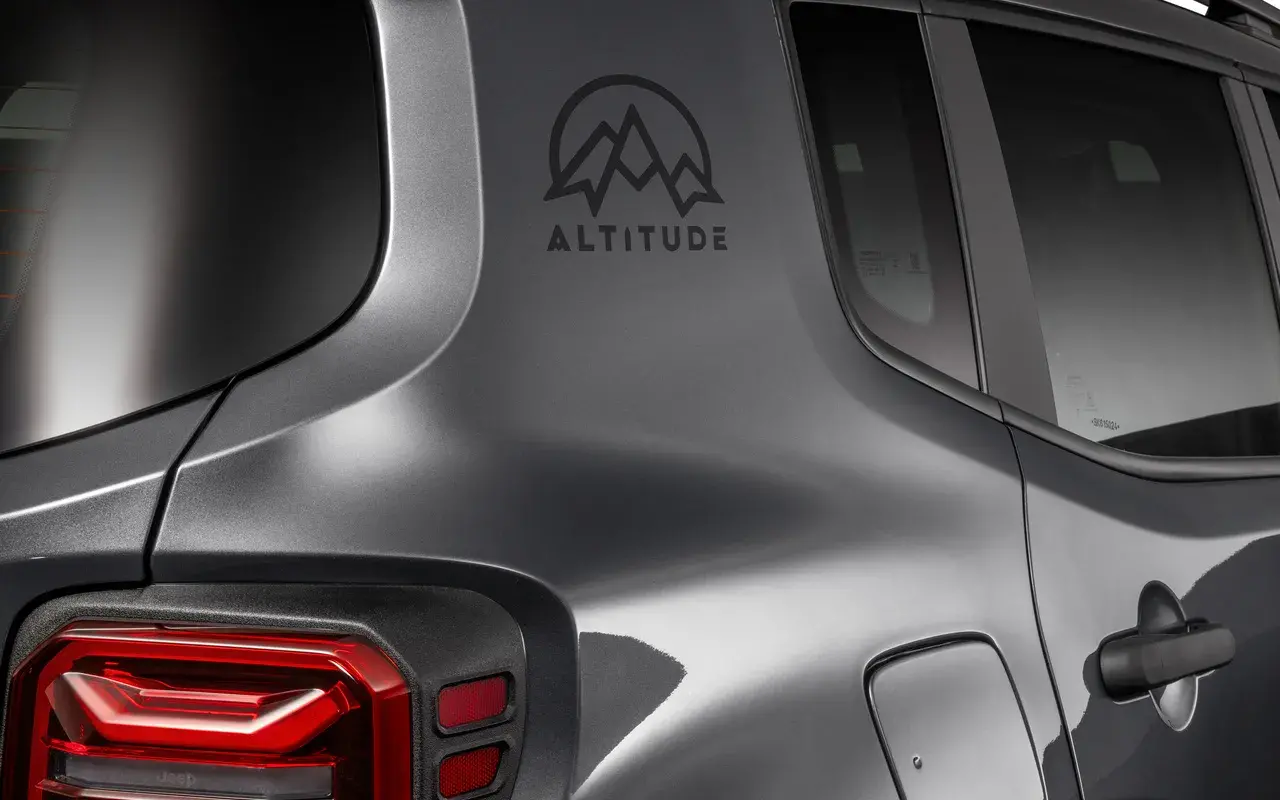 Jeep Renegade Altitude 2025 (14)