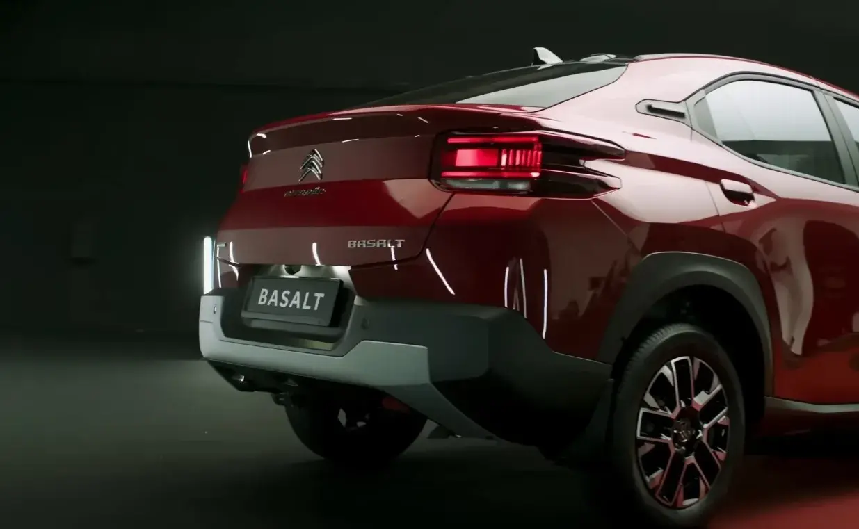 Citroen Basalt Oficial 4