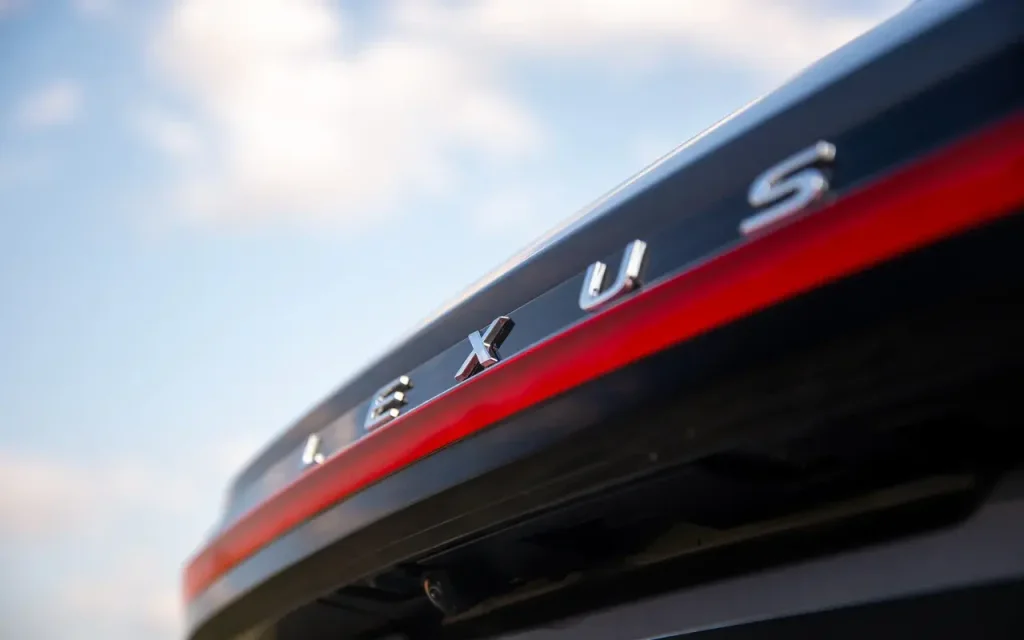 Lexus Rx 450h+ (10)