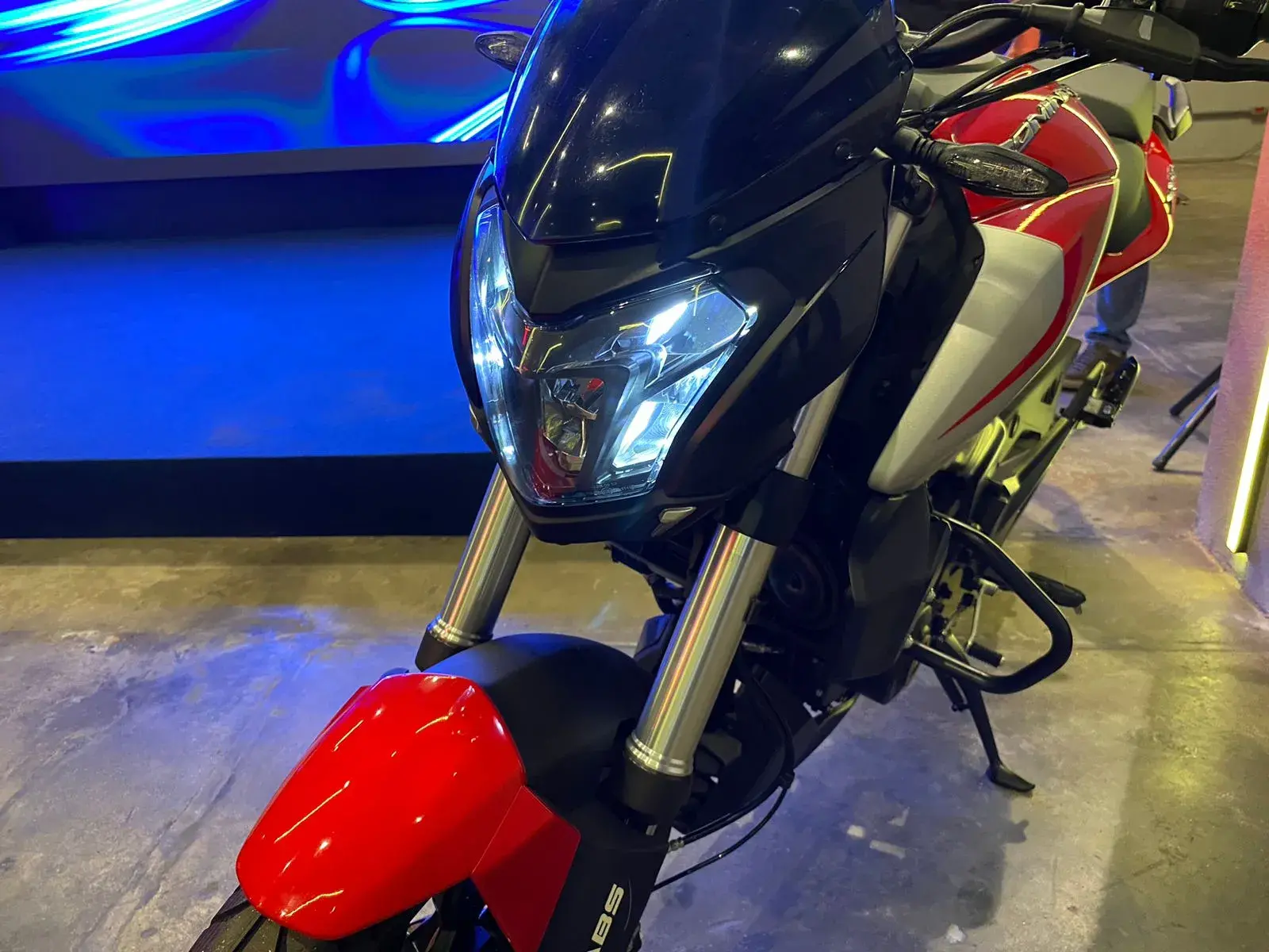 Bajaj Dominar 250 2024 (6)