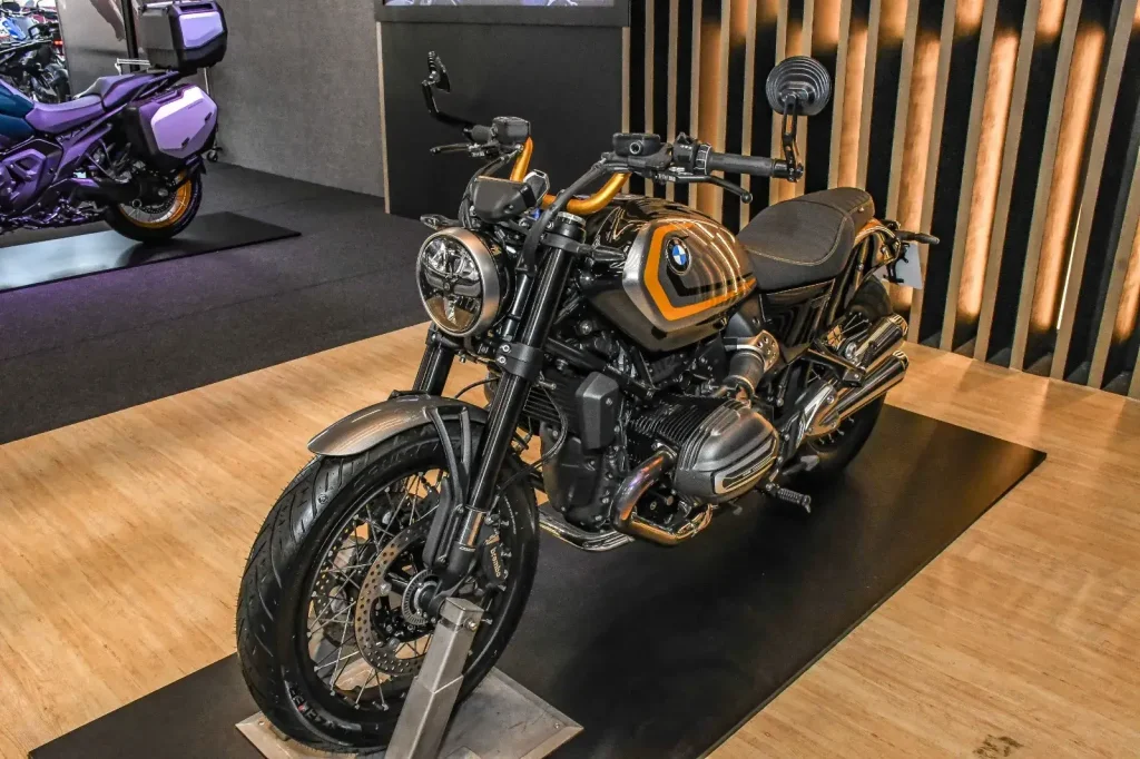 Bmw R12