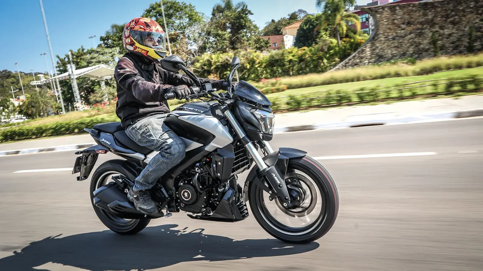 Bajaj Dominar 250