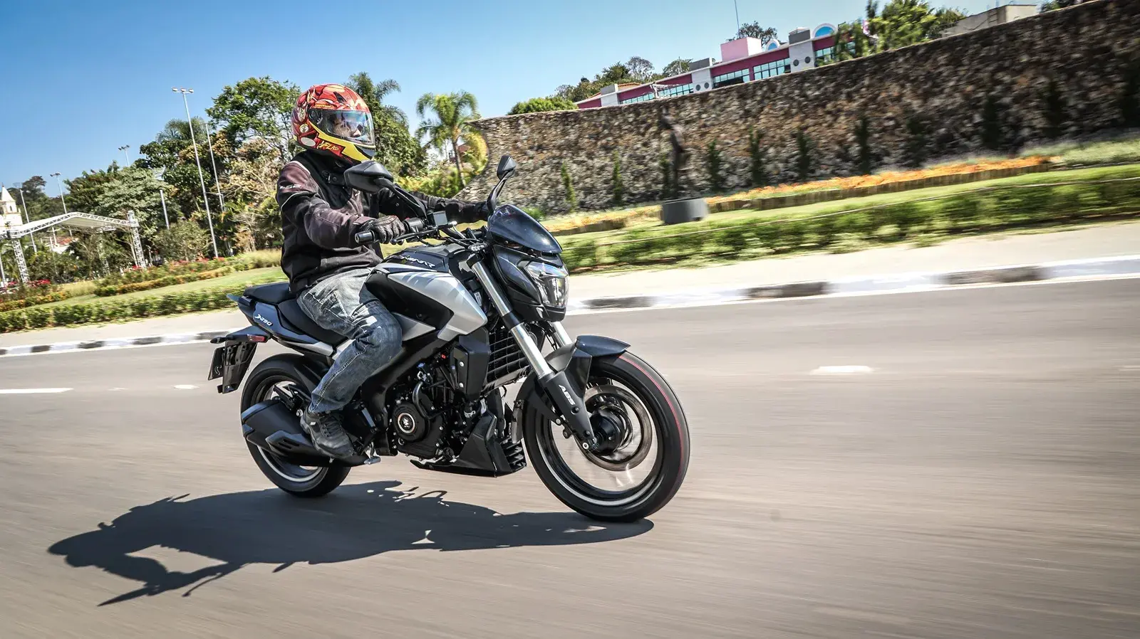 Bajaj Dominar 250