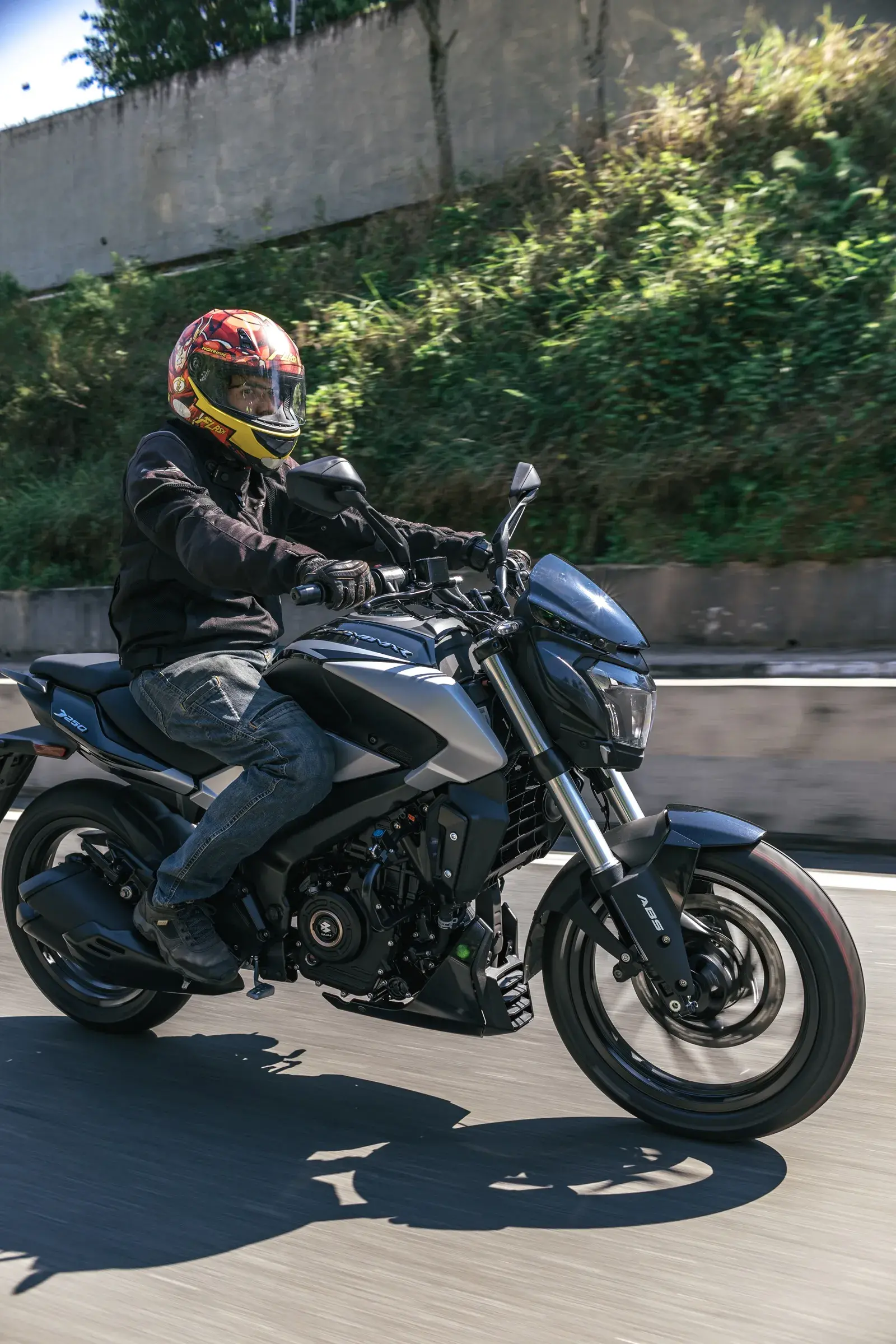 Bajaj Dominar 250