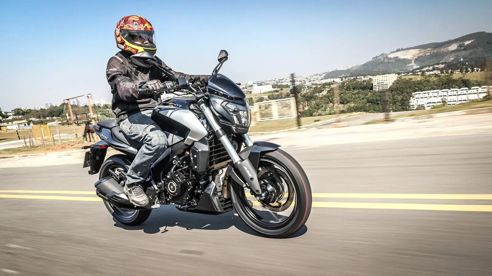 Bajaj Dominar 250
