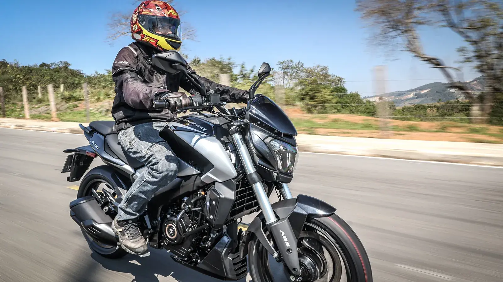 Bajaj Dominar 250
