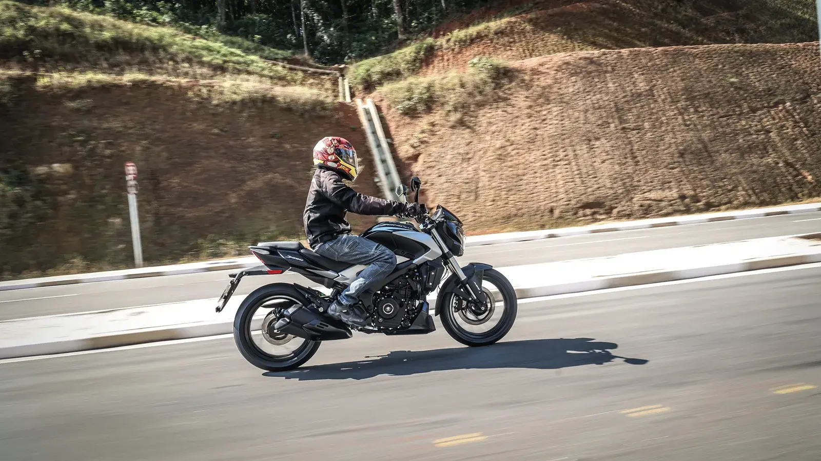 Bajaj Dominar 250