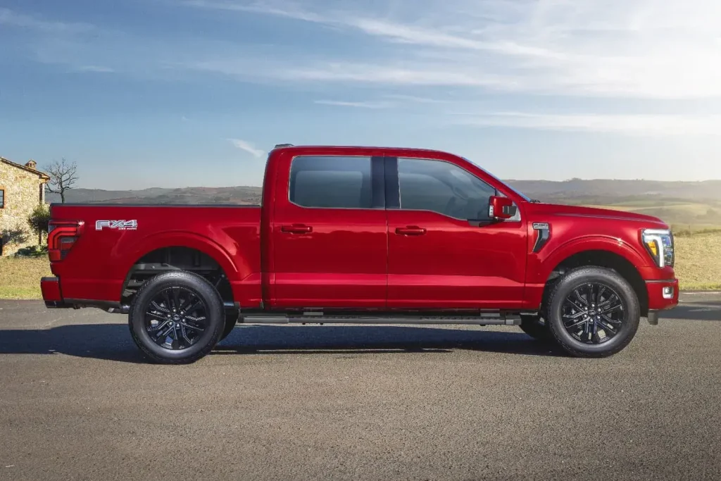 Ford F 150 Lariat Black Exterior (3)
