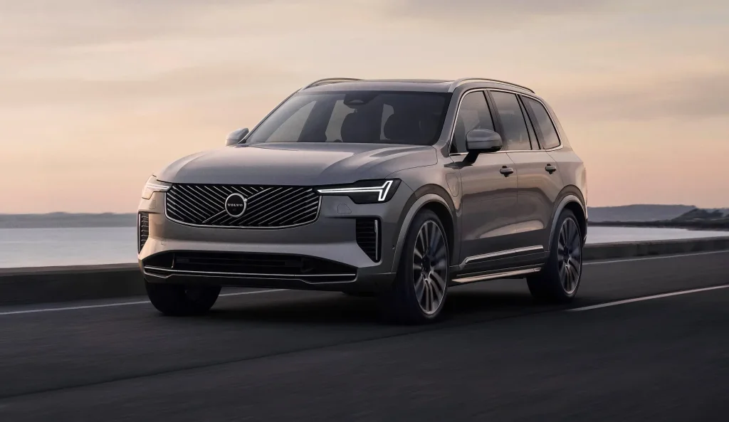 331887 New Volvo Xc90 Exterior
