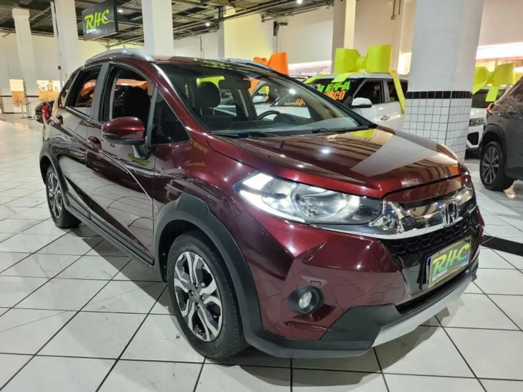Honda Wr V (1)