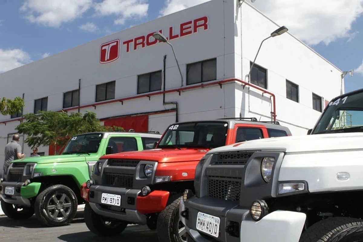 Fábrica Da Troller Em Horizonte (ce)