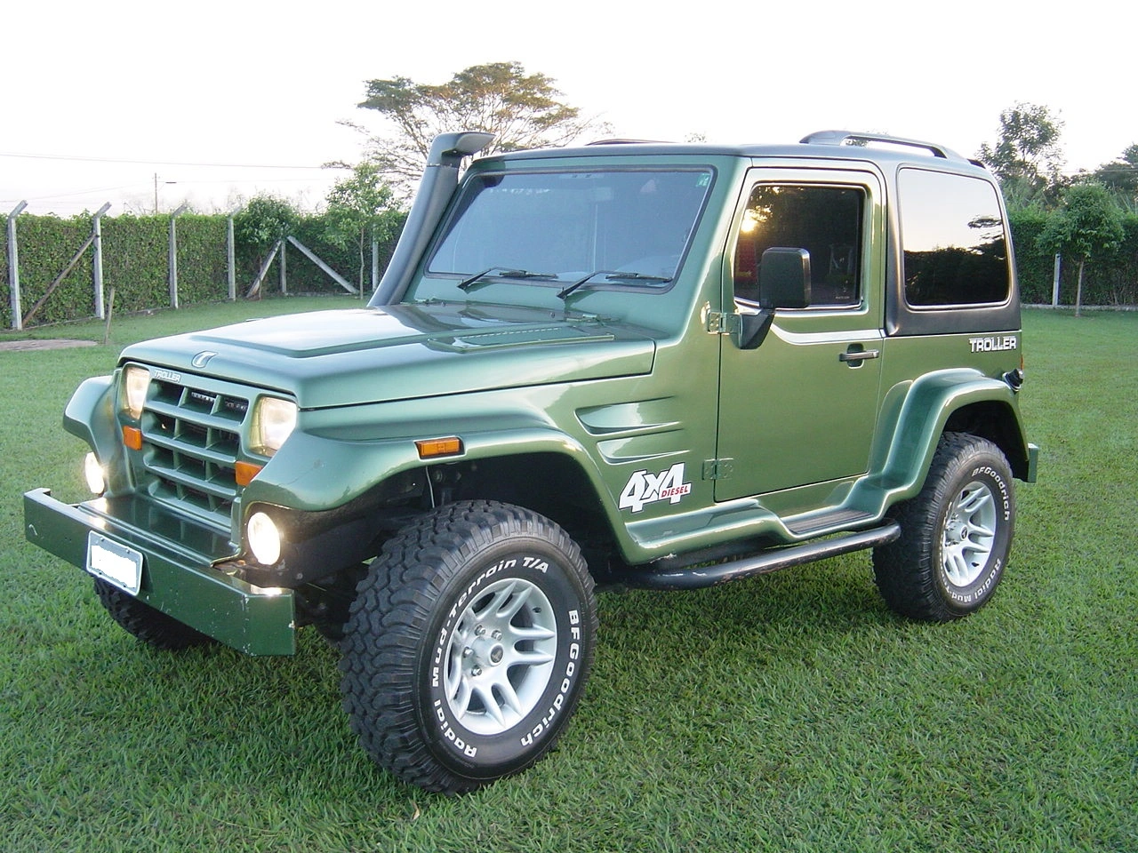 Troller T4 2001