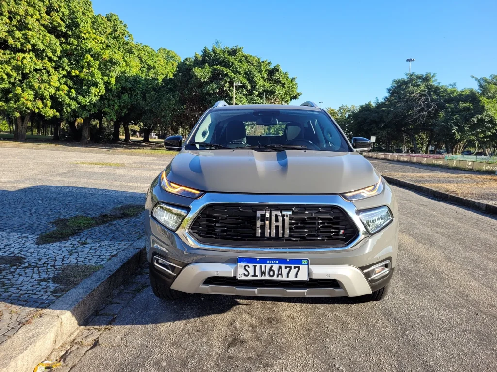 Fiat Toro Volcano 2025 Dianteira 1