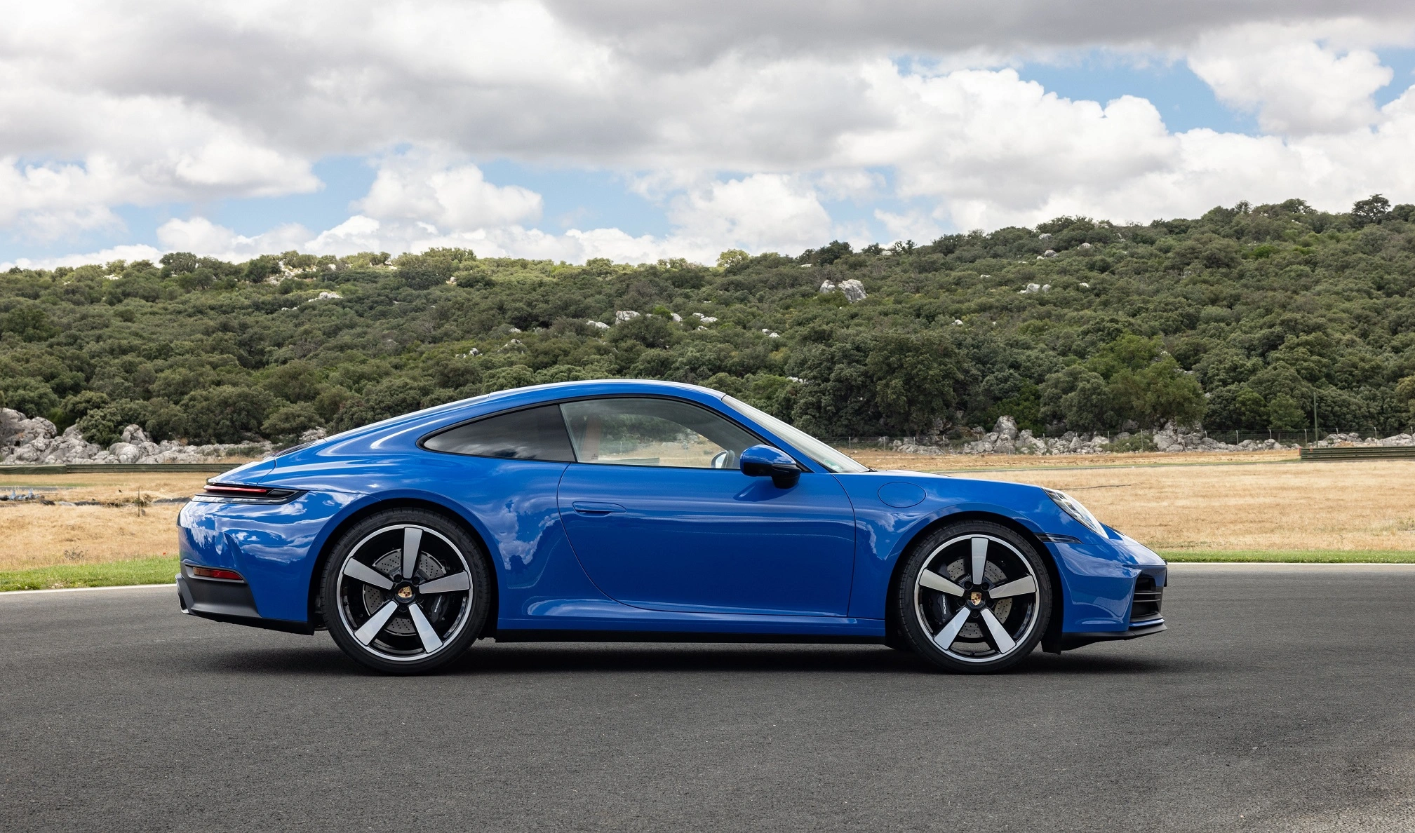 Porsche 911 2025 5