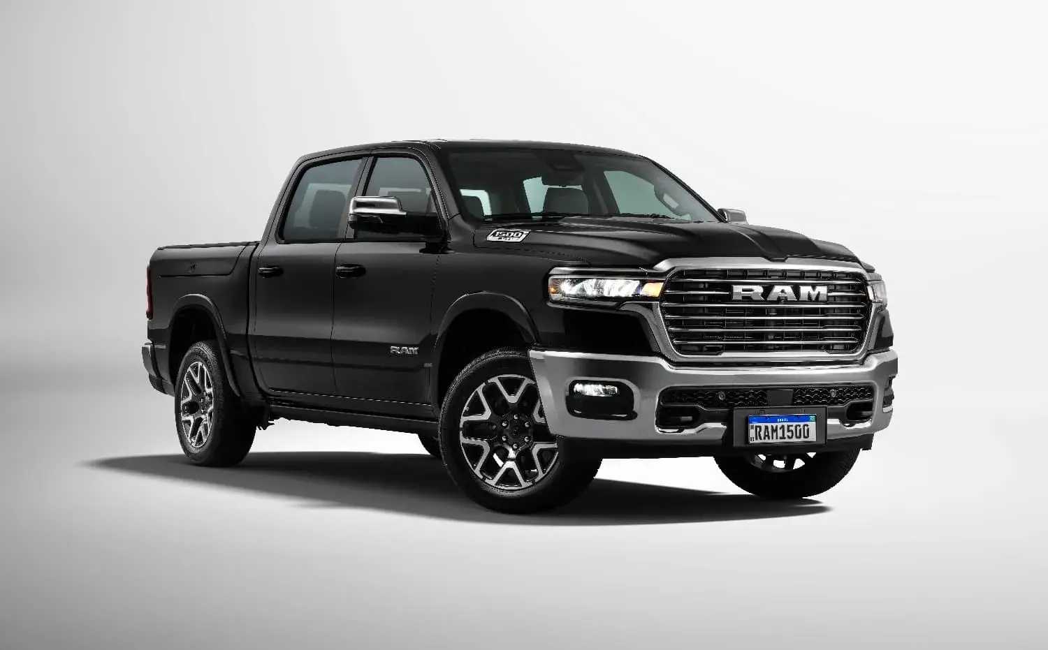 Ram 1500 Laramie (9)