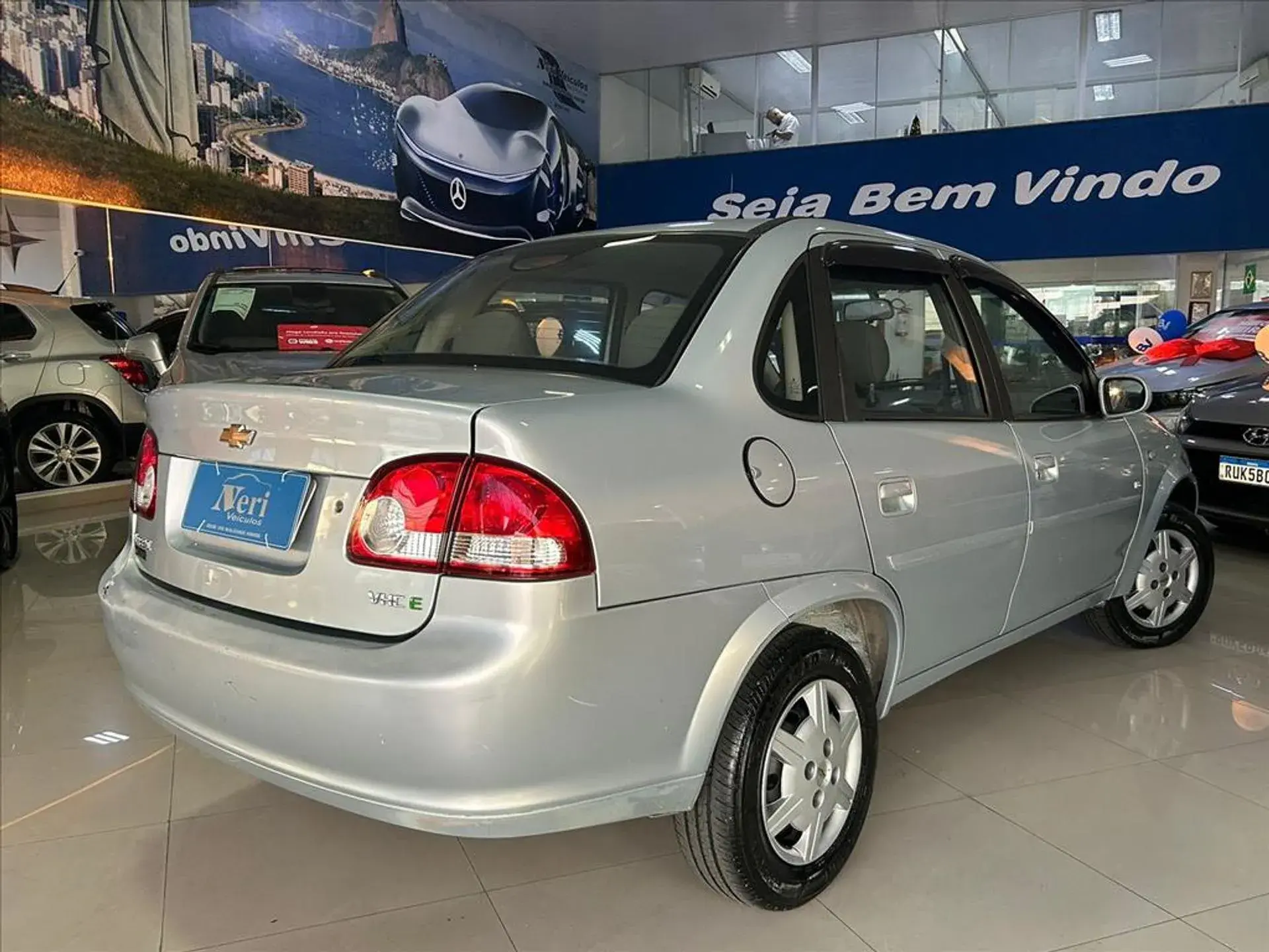 Chevrolet Classic 03