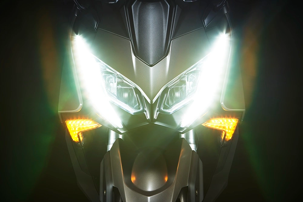 Kymco Ak 550 Premium (5)