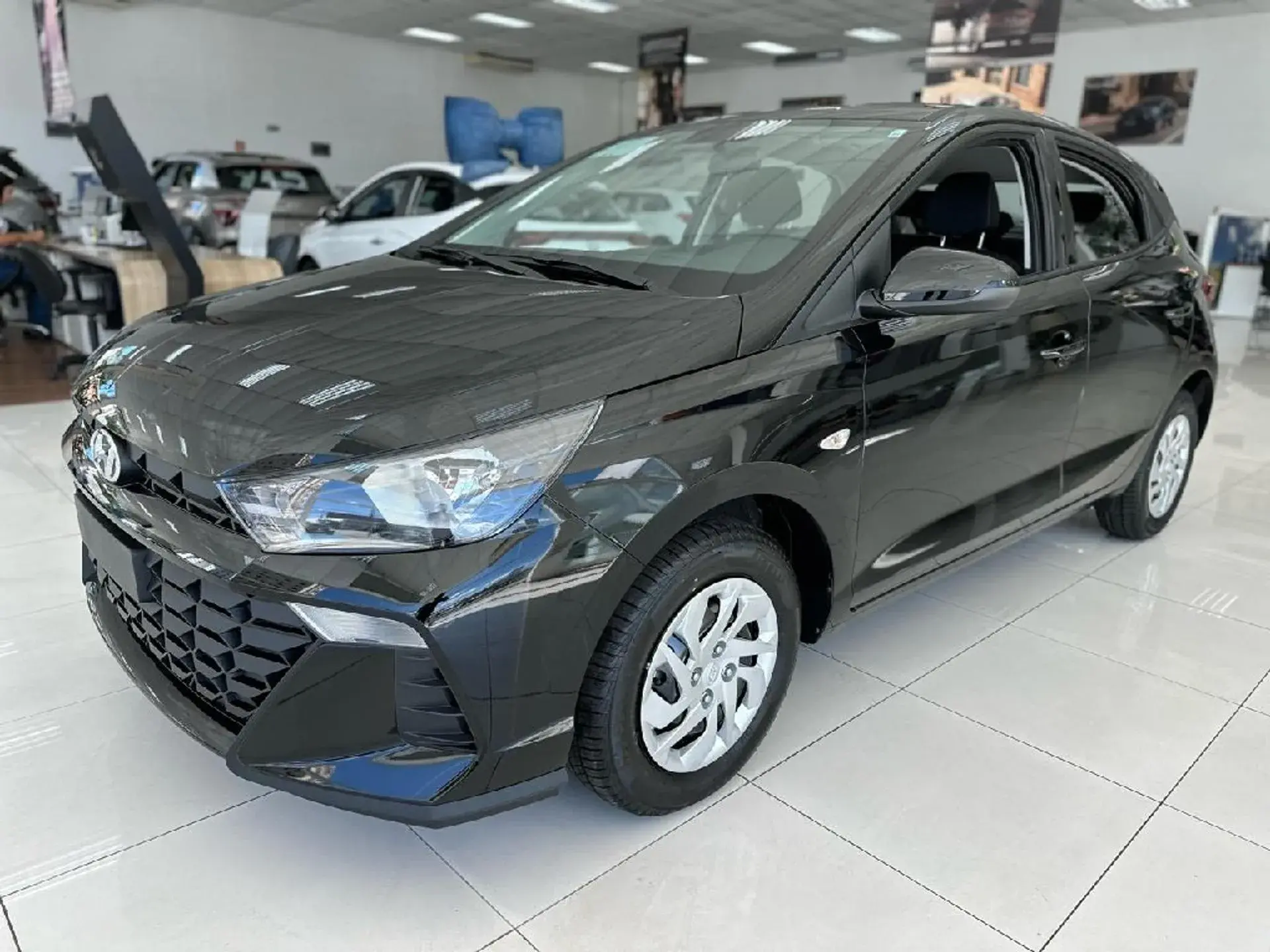 5 carros usados pau para toda obra para garantir no Mega Feirão Webmotors