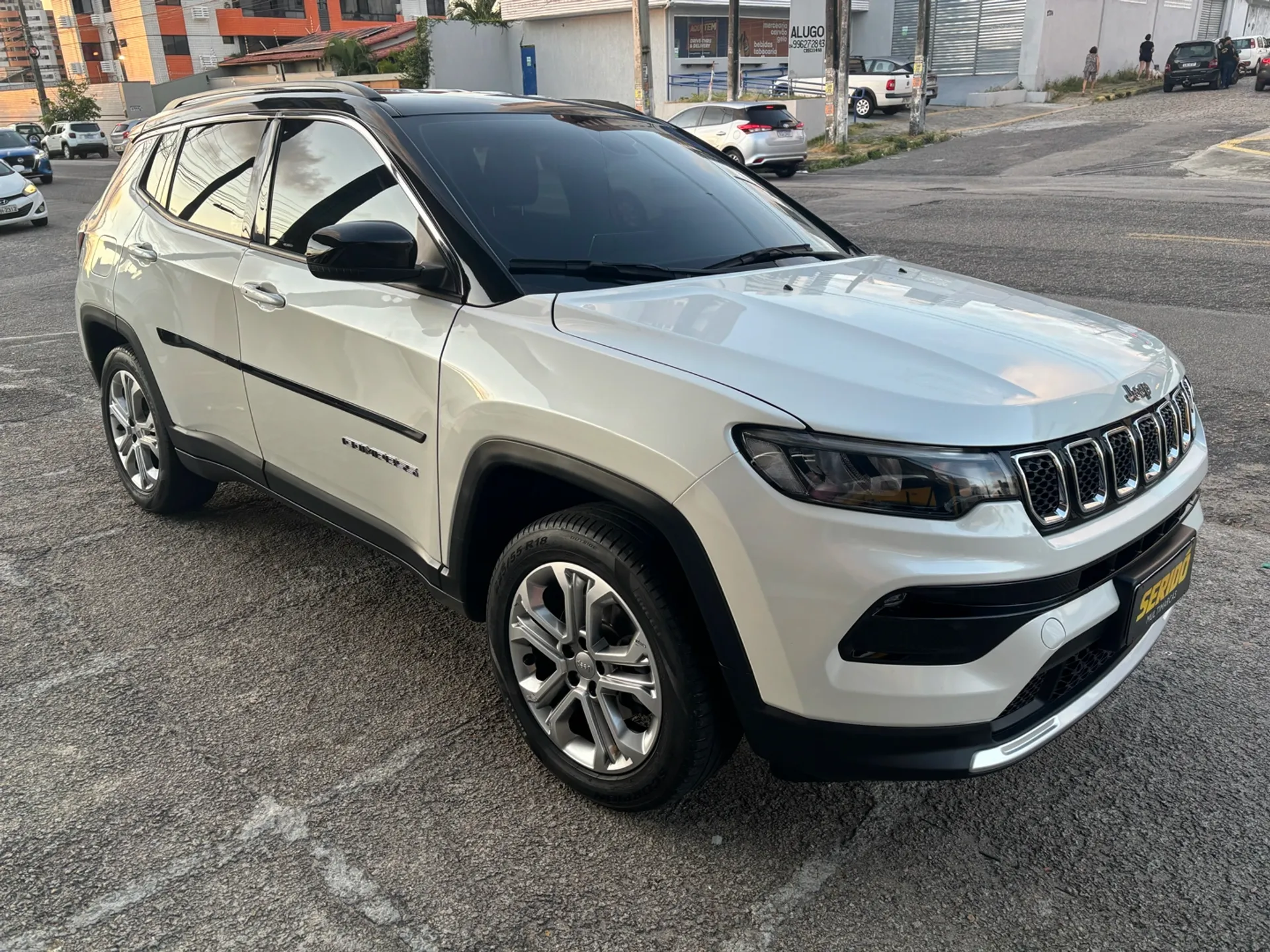 Jeep Compass )1