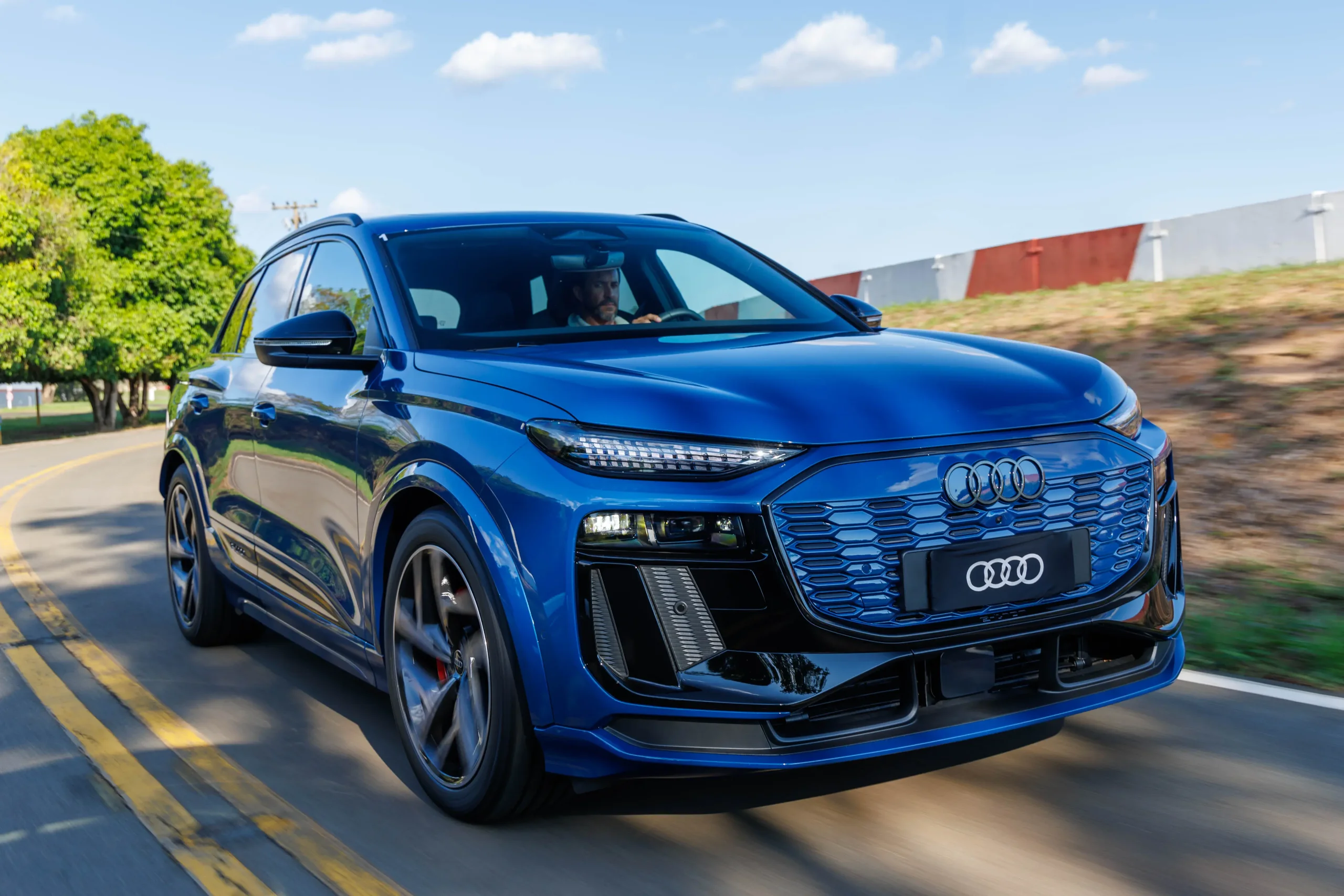 Audi Q6 E Tron Frente 2
