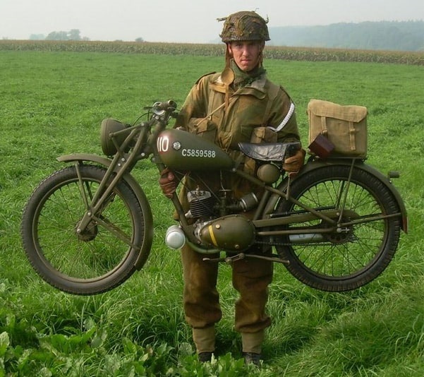 Royal Enfield Flying Flea Da Segunda Guerra