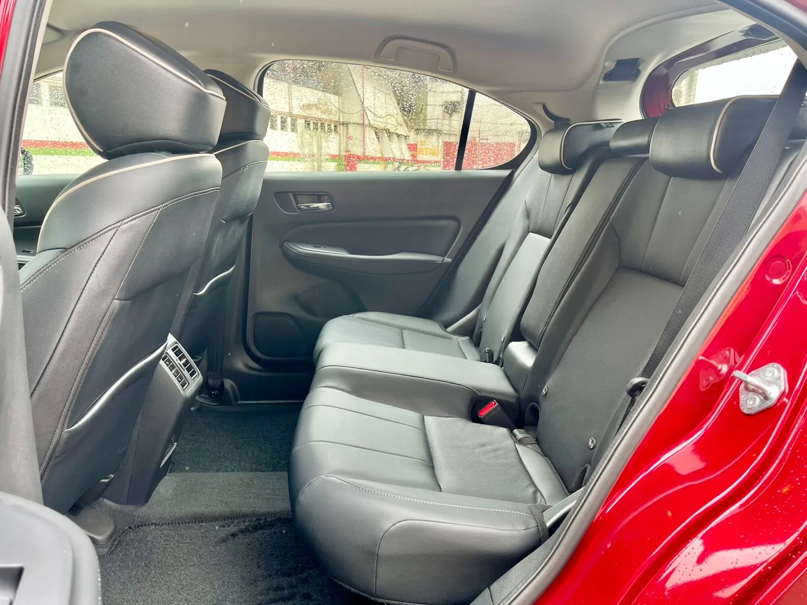 Honda City Hatch Touring 2025 (5)