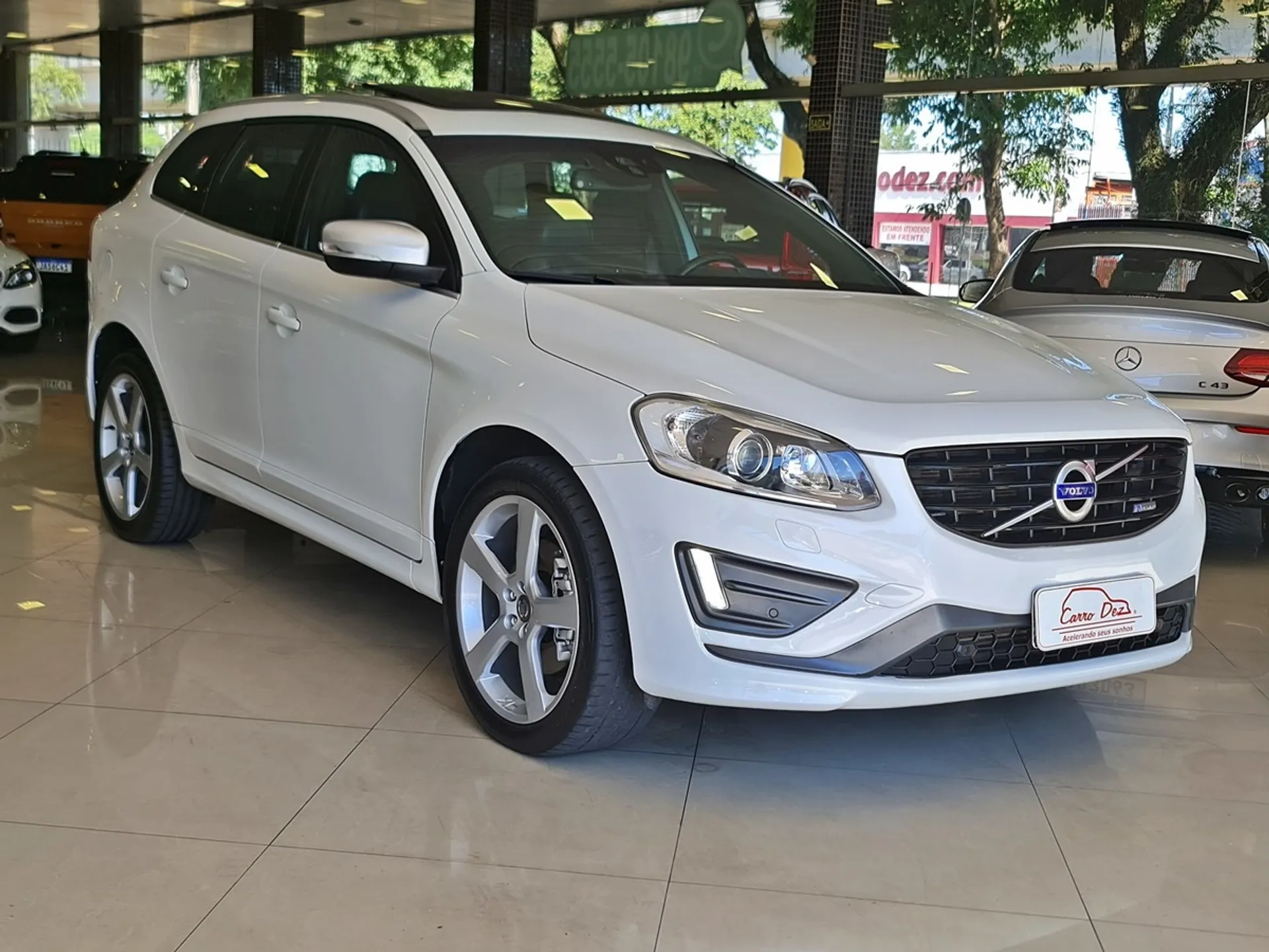 Volvo Xc60 2 0 T5 R Design Turbo Gasolina 4p Automatico Wmimagem19412025524