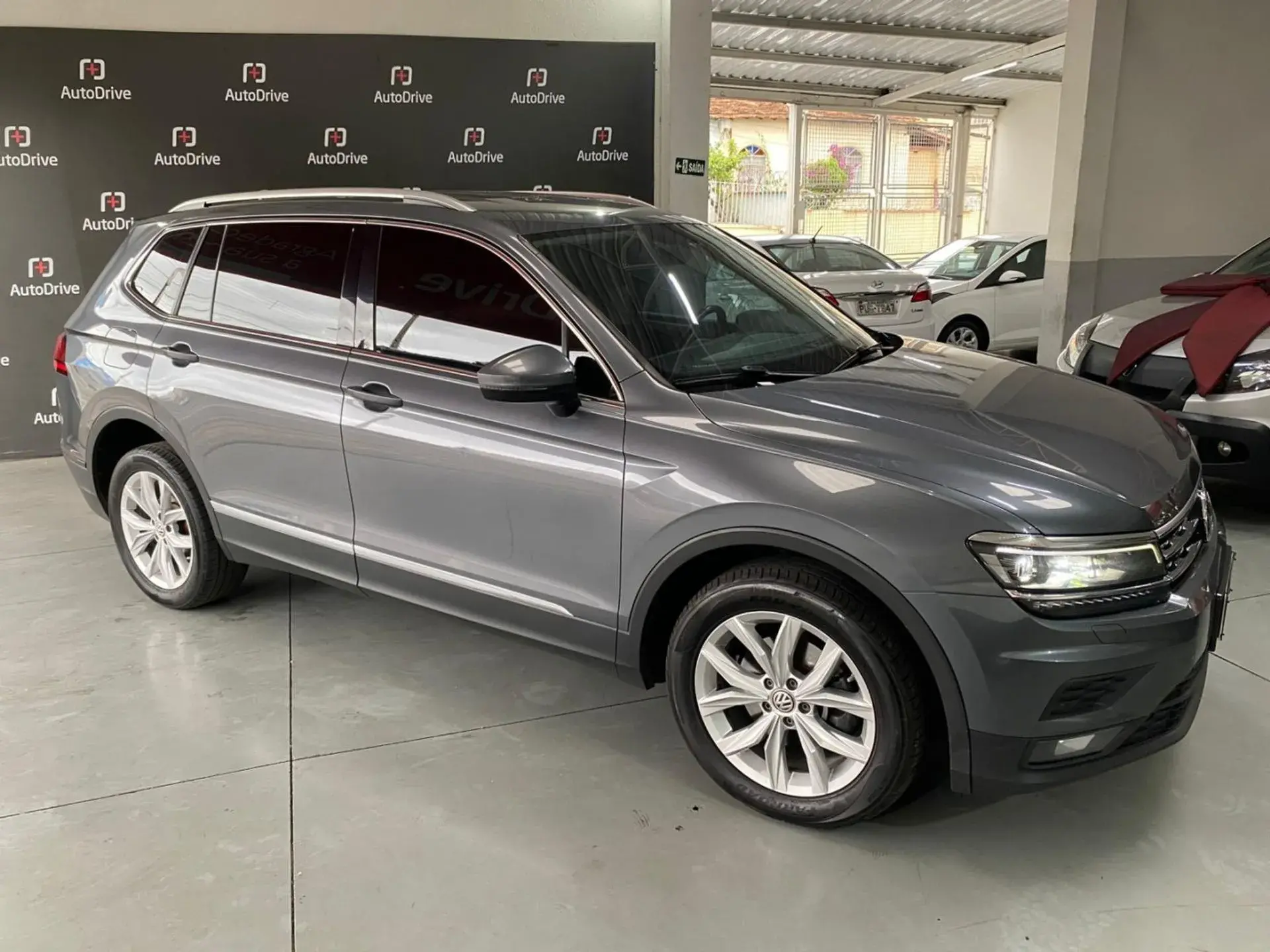 Volkswagen Tiguan 1.4 250 Tsi Total Flex Allspace Comfortline Tiptronic Wmimagem09292012569