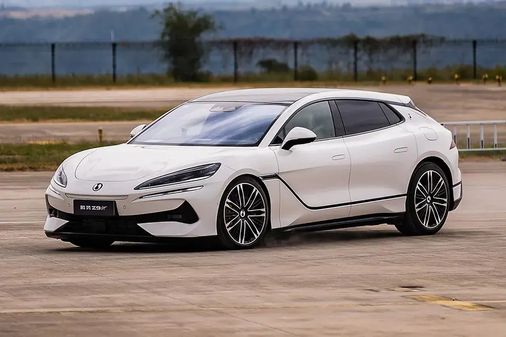 Denza Z9 Gt Review 1