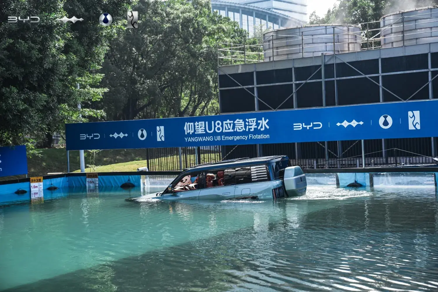 Byd Yuangwang U8 Flutuando (2)
