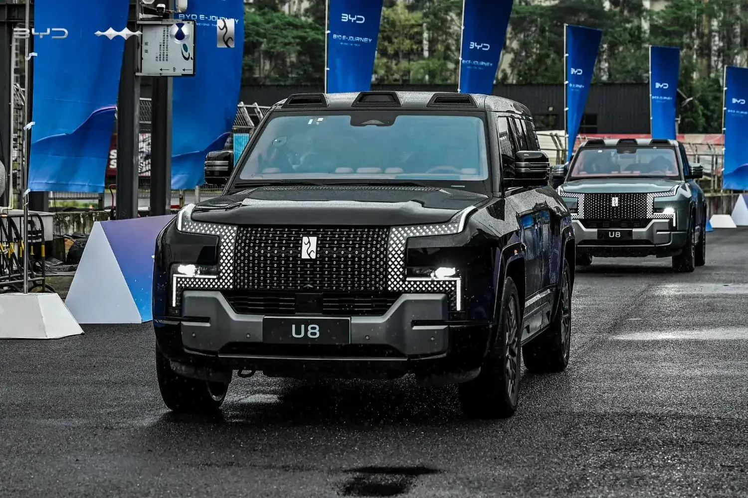 Byd Yangwang U8 (7) (1)