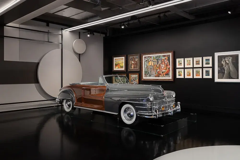 Carde Museu Do Automóvel Chrysler Town And Country Convertible Coupe (2)