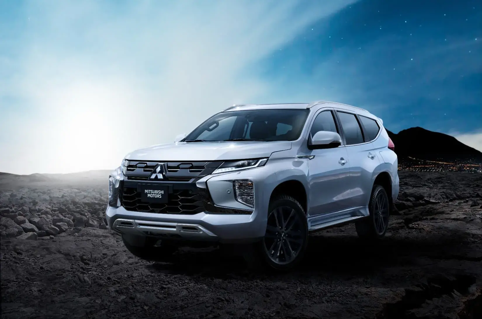 Pajero Sport 2025 Ambientada 2 Legend (1)