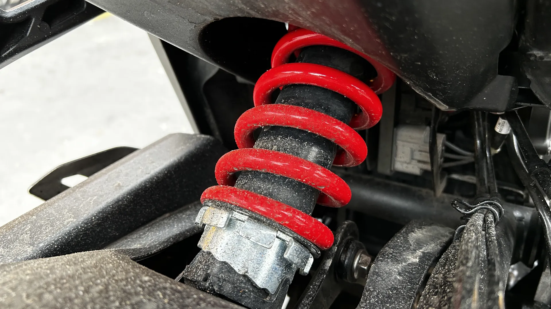 Triumph Daytona 660 Suspensao Traseira Wm1