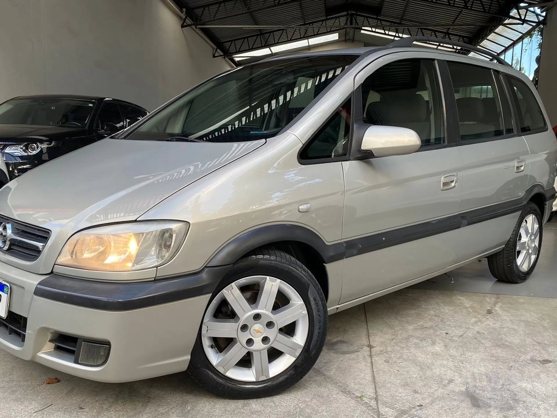 Chevrolet Zafira 2 0 Mpfi Elite 8v Flex 4p Automatico Wmimagem20234328814