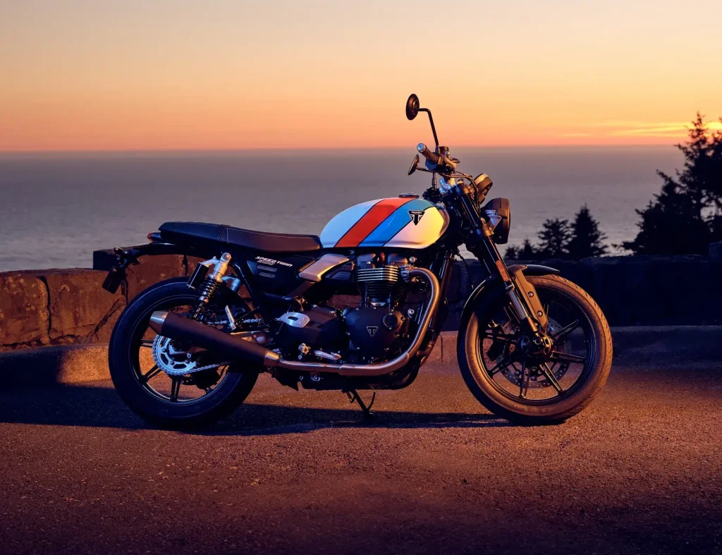 Triumph Speed Twin 900 2025 (1)