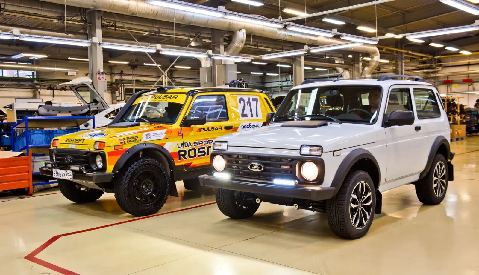 Lada Niva Sport Frente