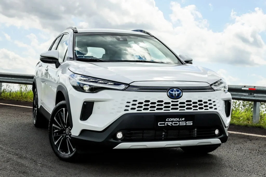 Toyota Corolla Cross supera o T-Cross e se torna o SUV mais vendido em agosto