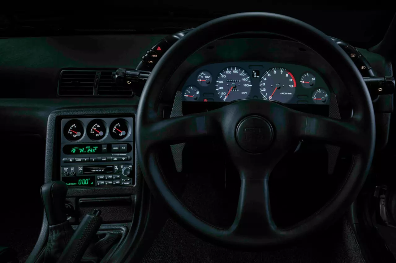 Nissan R32 EV