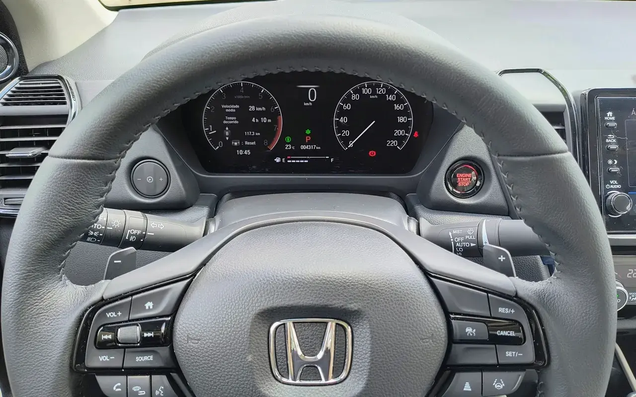 Honda City Touring 2025 (7)
