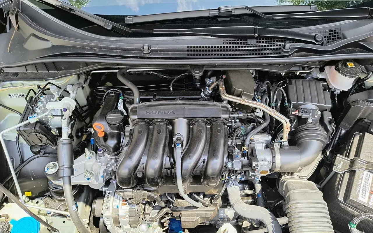 Honda City Touring 2025 (12)