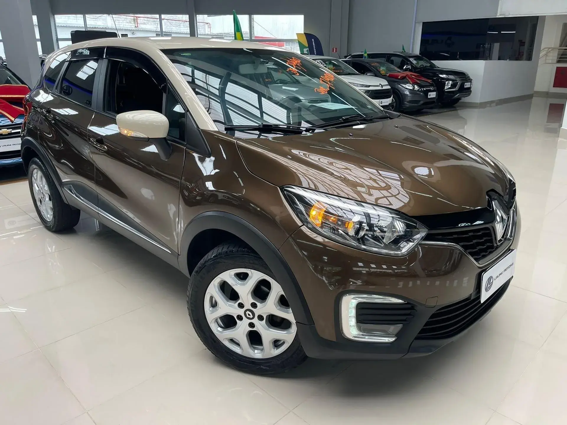 Renault Captur 01