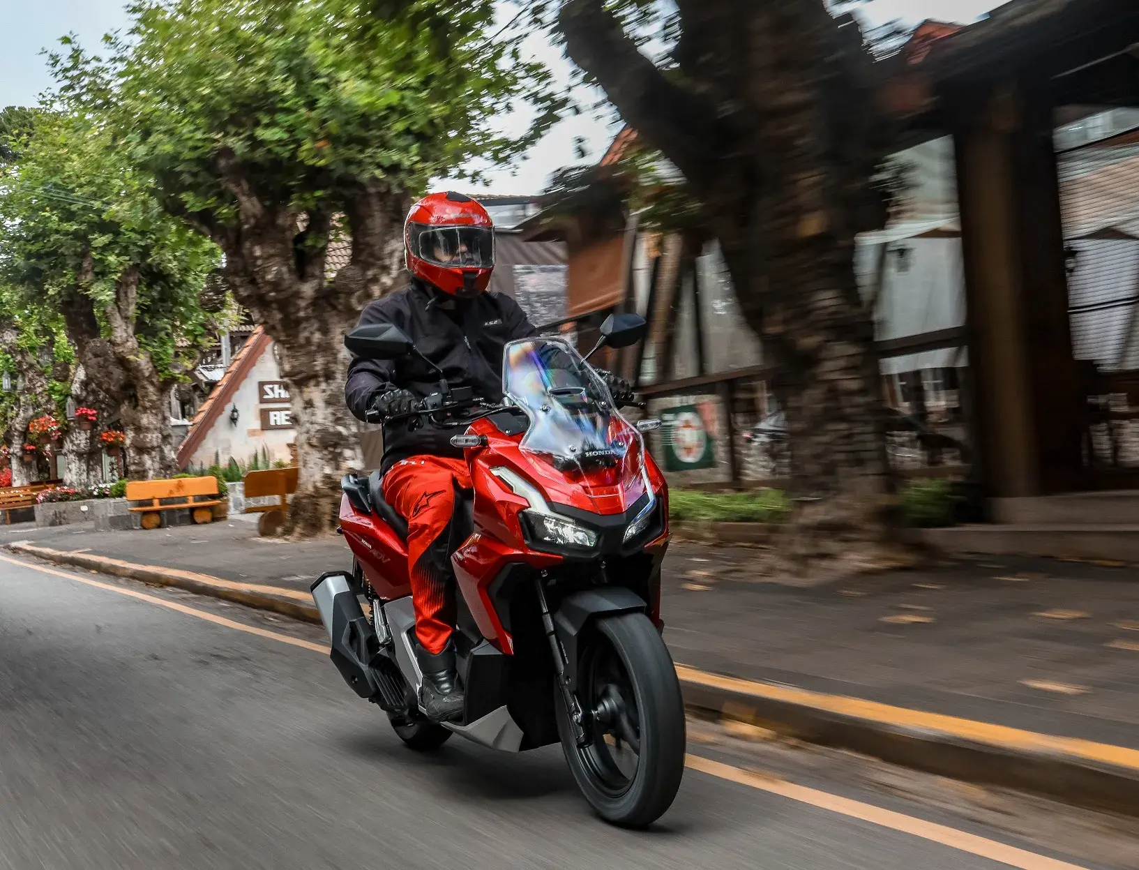 Honda Adv 160 2025 (3)