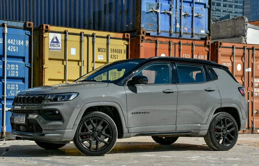 Jeep Compass tem versões com quase R$ 100 mil de diferença